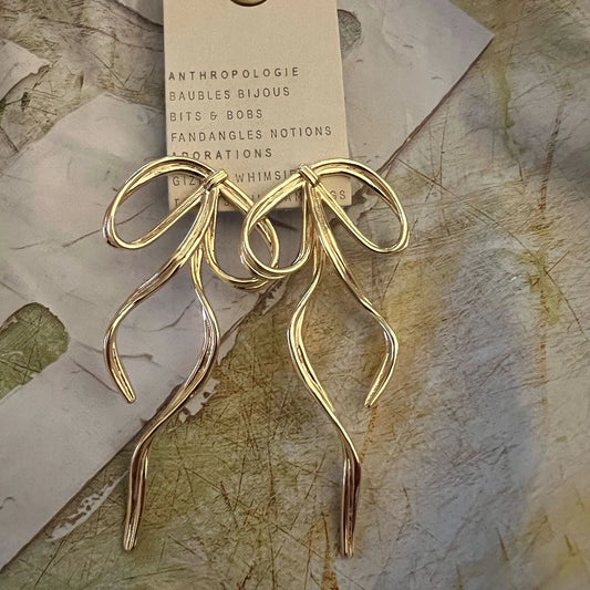 HERMOSA ACCESSORIESS
Bow Down Earrings Artificial Jewellery