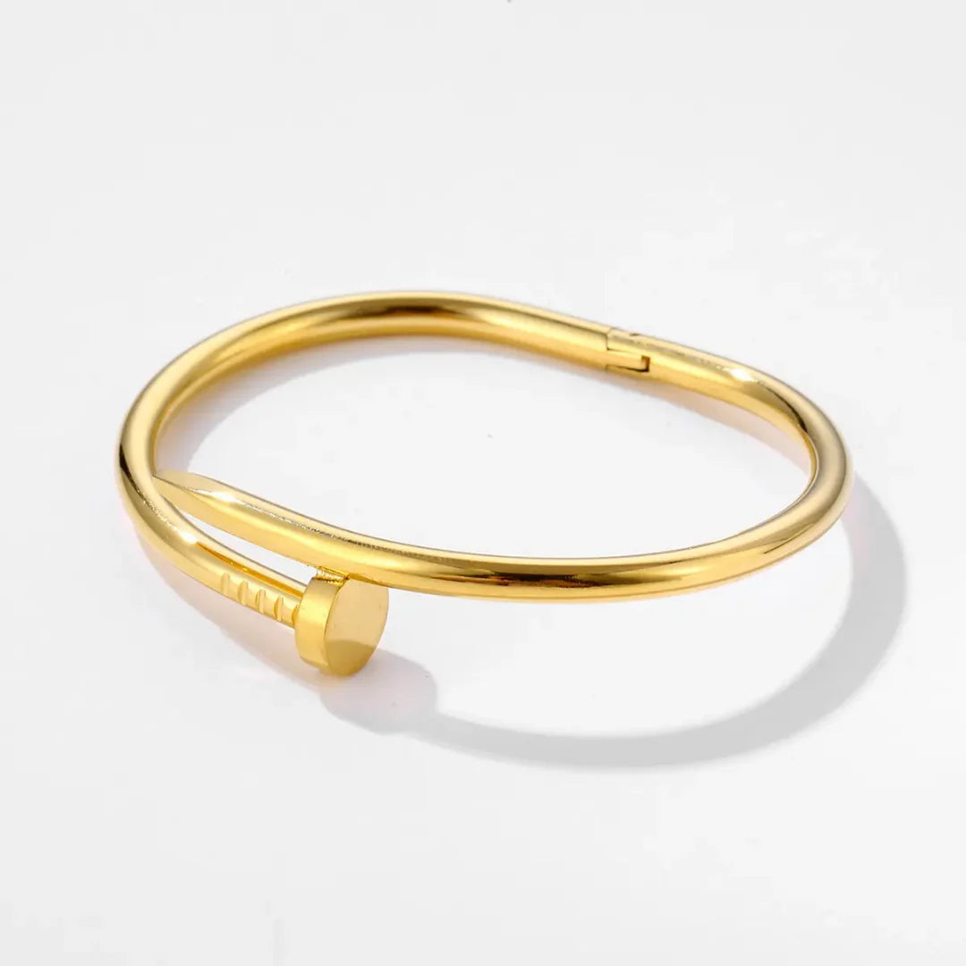 HERMOSA ACCESSORIESS
Nail Bracelet Cuff Artificial Jewellery