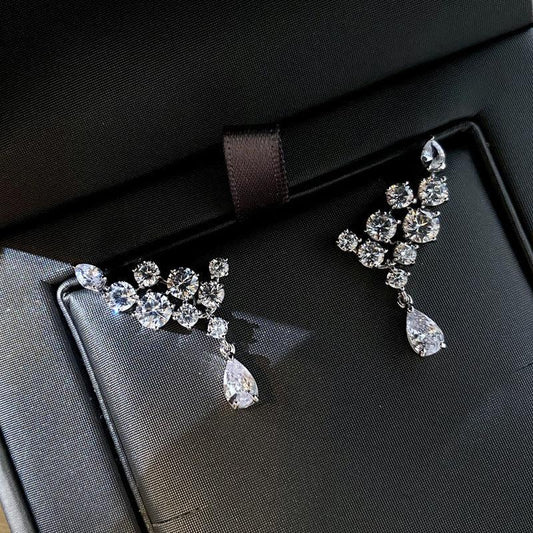 HERMOSA ACCESSORIESS
Diamond Mini Earrings Artificial Jewellery