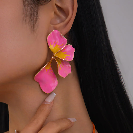 HERMOSA ACCESSORIESS
Bloom Pink Flower Earrings Artificial Jewellery
