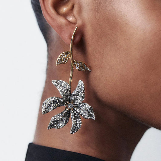 HERMOSA ACCESSORIESS
Upside Down Flower Artificial Jewellery