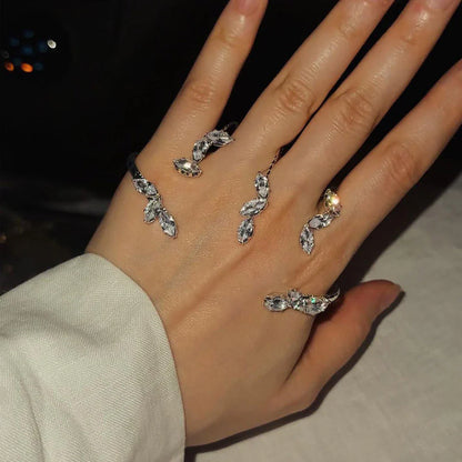 HERMOSA ACCESSORIESS
Diamond Handcuff Artificial Jewellery