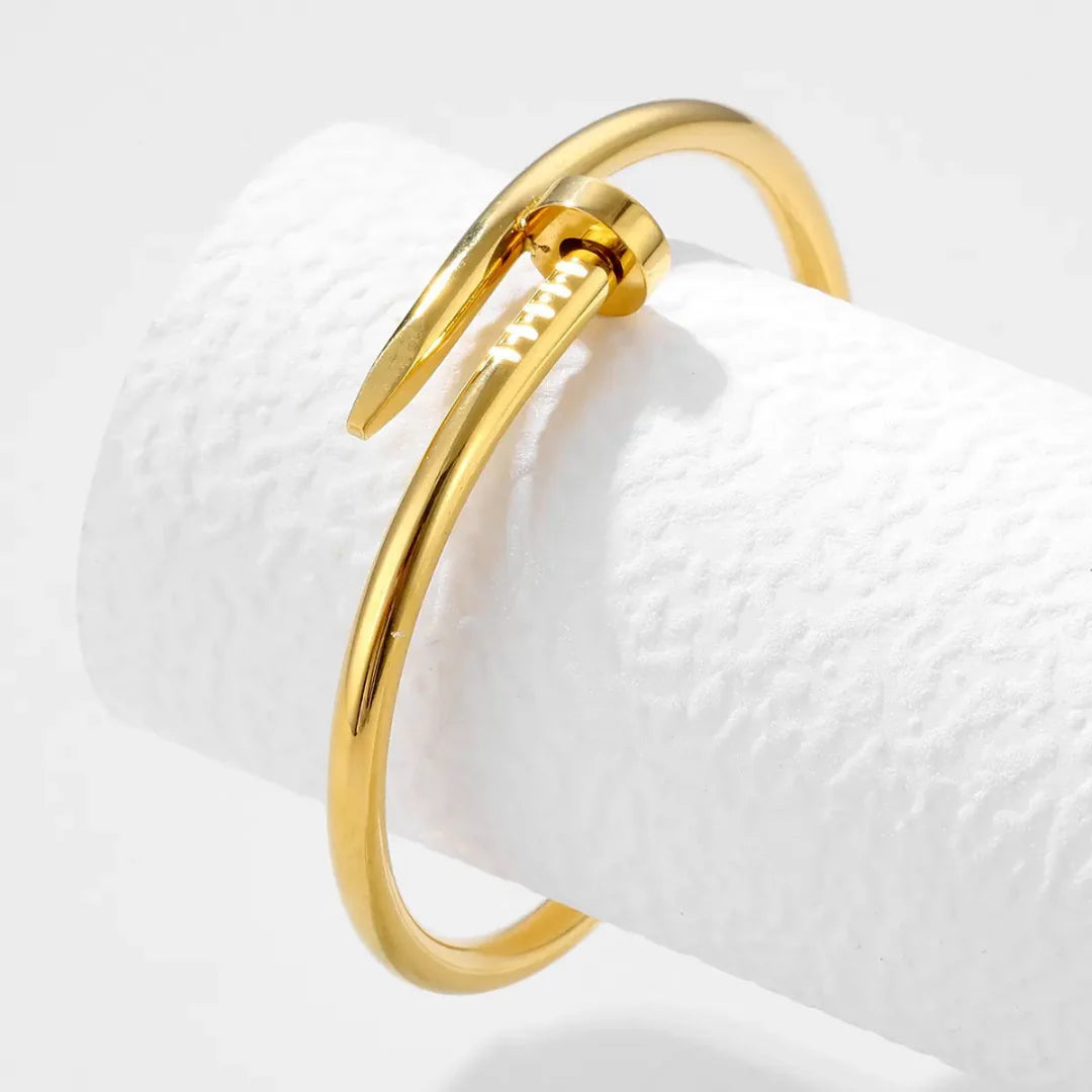 HERMOSA ACCESSORIESS
Nail Bracelet Cuff Artificial Jewellery